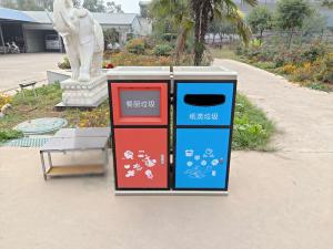 戶外智能垃圾分類收集箱感應開門